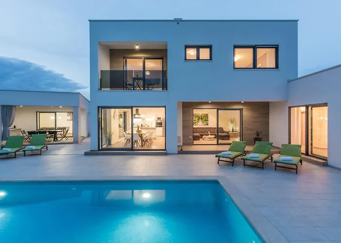 Вілла Ol Ju Пула