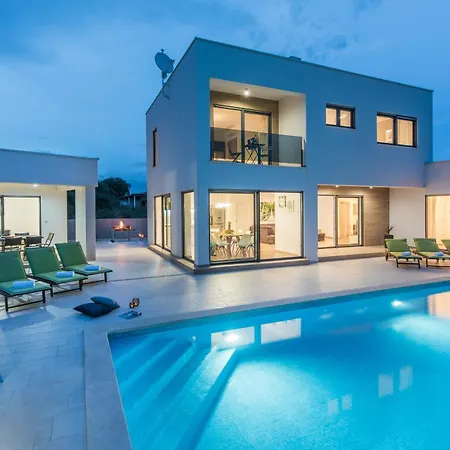 Villa Ol Ju *